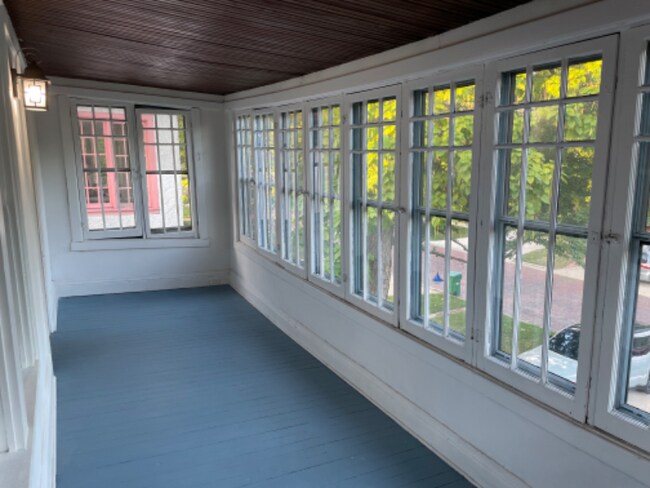 Building Photo - 605 N Humphrey Ave