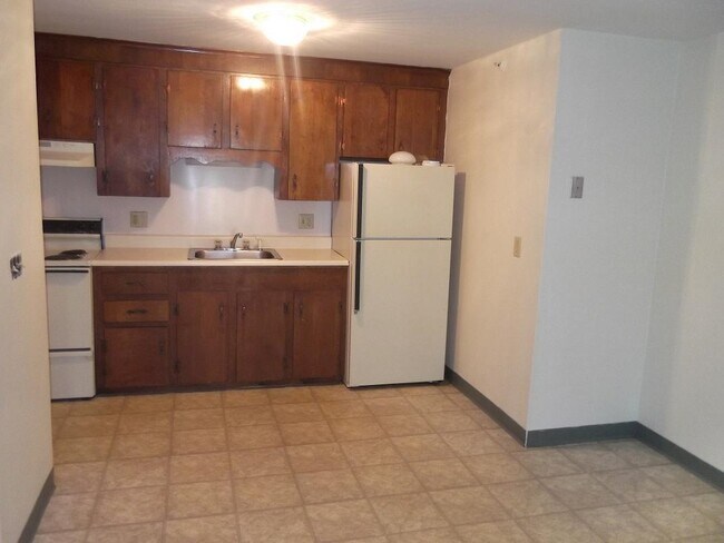 Building Photo - 93 West St