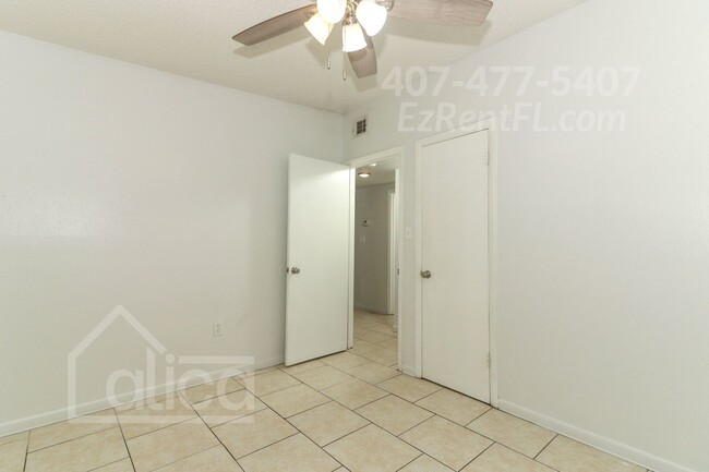 Building Photo - Completely Remodeled 3/1 in Orlando with C...
