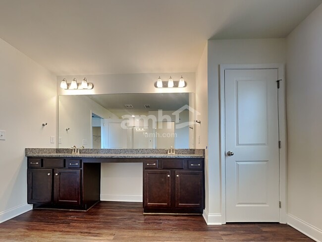Building Photo - 821 Headland Way