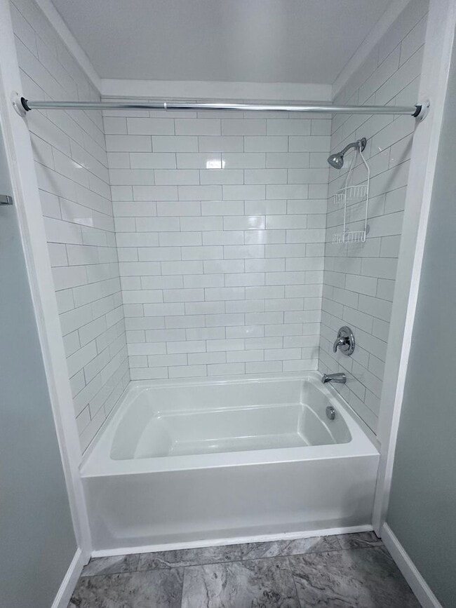 Building Photo - 149 Oyster Ln