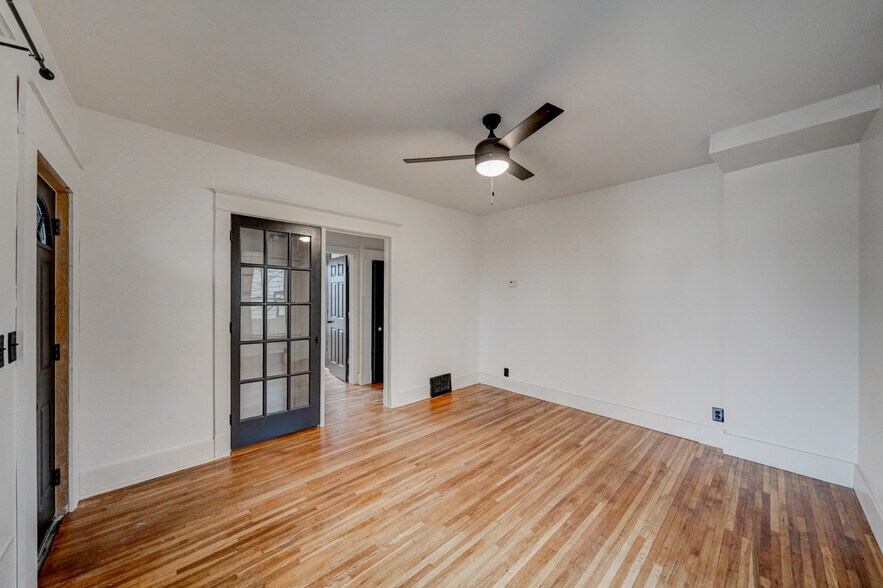 Building Photo - 818 S 31st St