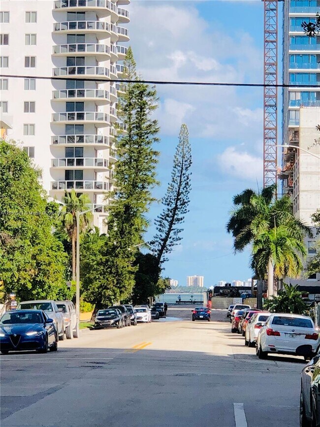 Building Photo - 2275 Biscayne Blvd Blvd
