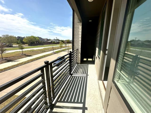 Building Photo - 1250 Daybreak Dr