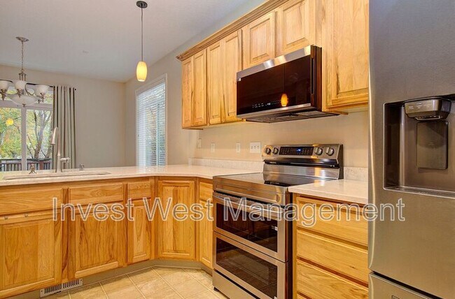 Building Photo - 15020 NW 1st Ave