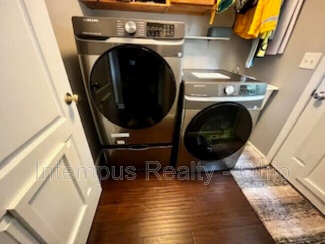 Building Photo - 2449 Anderson Manor Ct