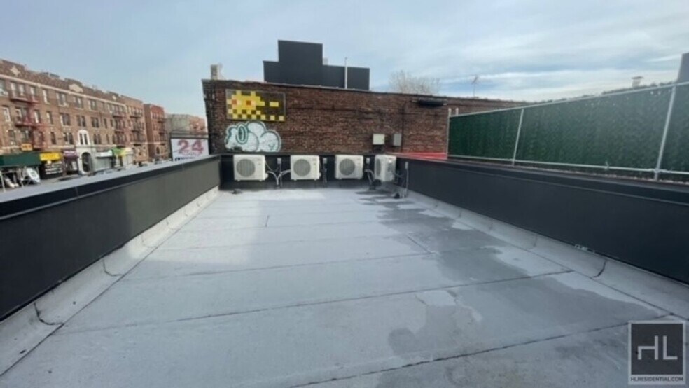 Building Photo - BRAND NEW CONSTRUCTED  MODERN  1 BEDROOM w...