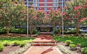 Building Photo - 801 N Pitt St