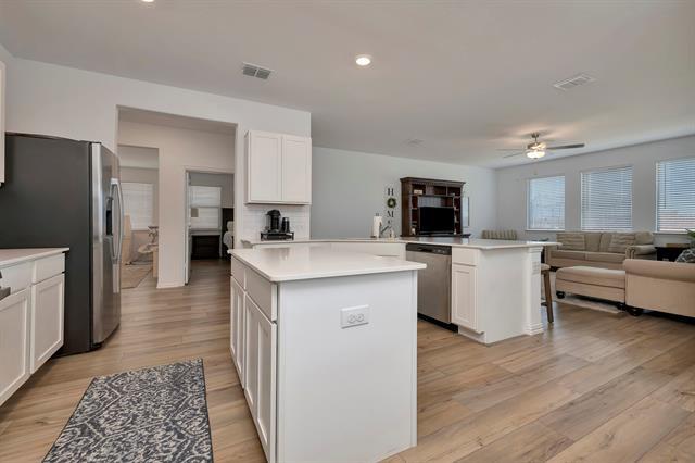 Building Photo - 2604 Starwater Dr