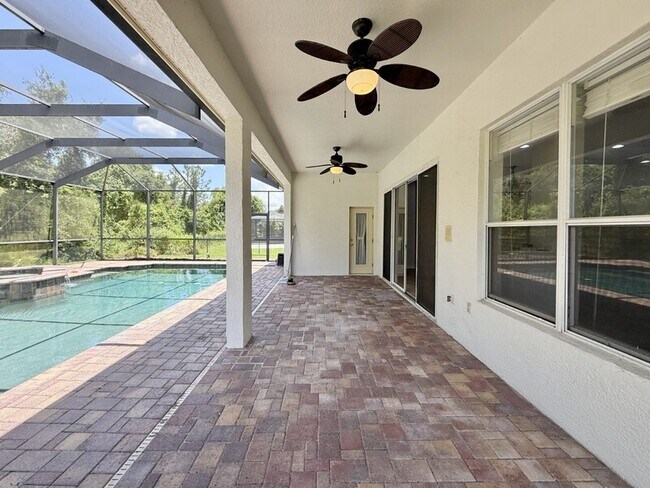 Building Photo - 15224 Kestrelrise Dr