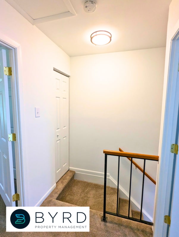 Building Photo - 1506 Stowmarket Ct