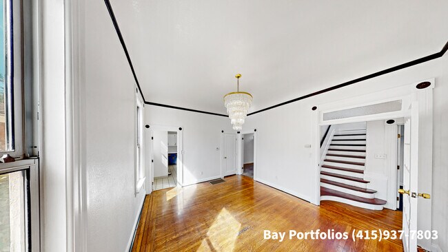 Building Photo - 1239 Haskell St