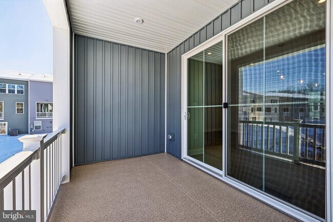 Building Photo - 9389 Edenderry Dr