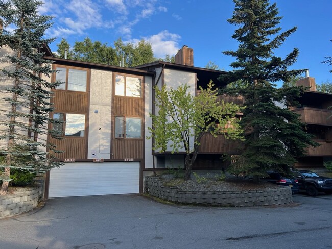 Primary Photo - Fully Furnished 2 Bedroom Condo w/ All Uti...