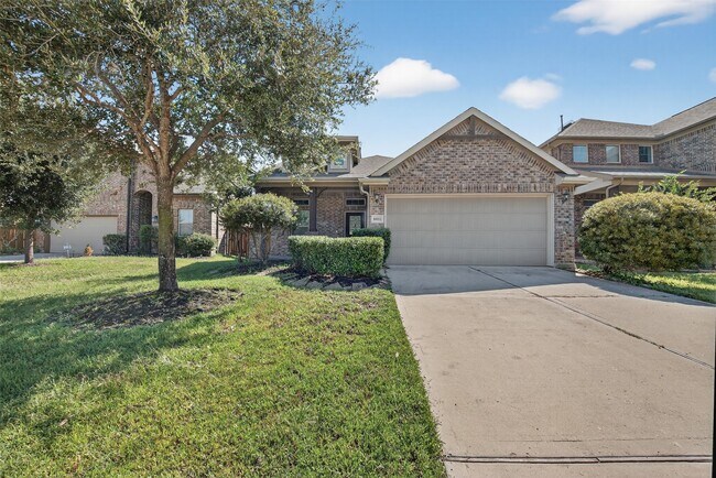 Building Photo - 8922 Pinenut Dr