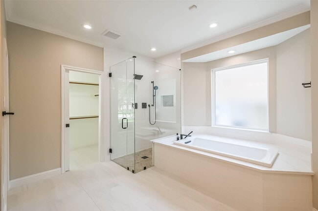 Building Photo - 3314 Winding Lake Way