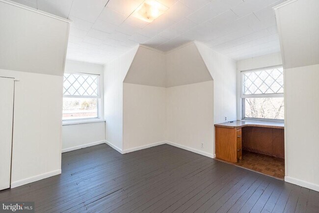 Building Photo - 7738 Ardleigh St