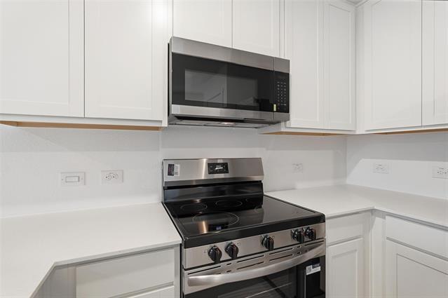 Building Photo - 6517 Glade St