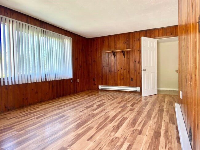 Building Photo - 197 Covino Ave