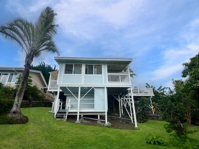 Building Photo - Fully Furnished with Huge Ocean Views in Kona