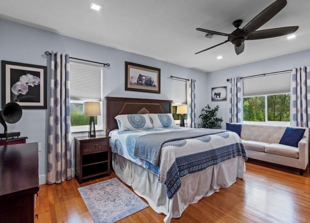 Primary Bedroom - 3675 66th Ave