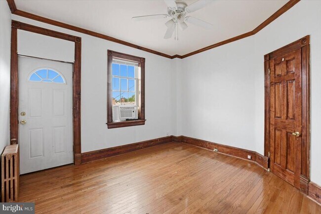 Building Photo - 3009 11th St NW