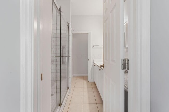 Building Photo - 319 W 2nd Ave