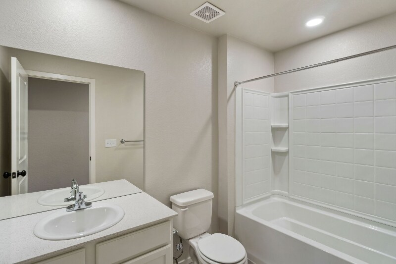 Building Photo - 2720 Barnstormer St