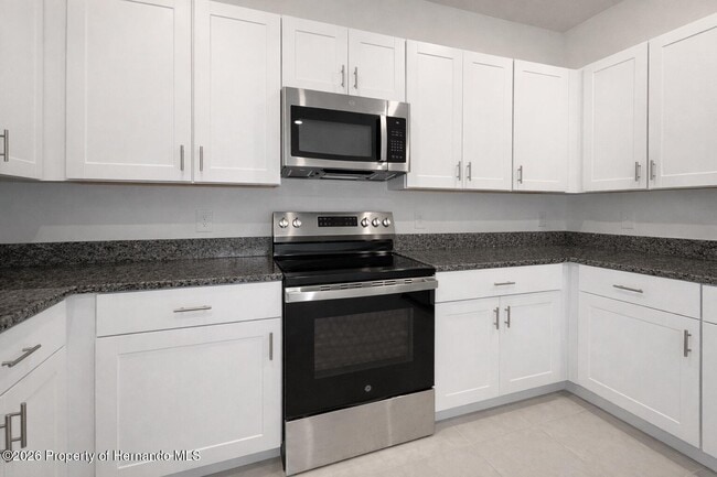 Building Photo - 6090 Shiner St