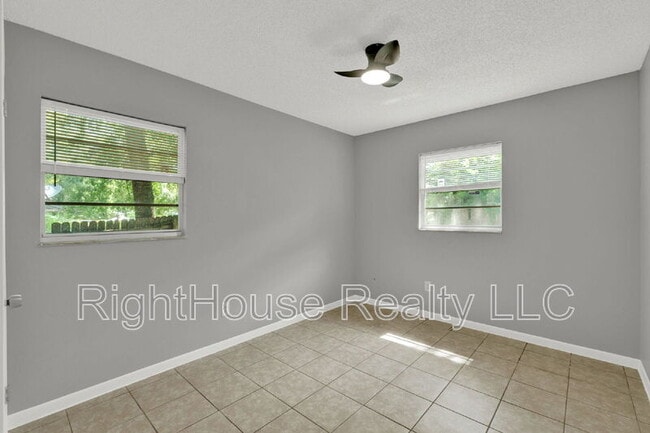 Building Photo - 3705 Rundo Dr
