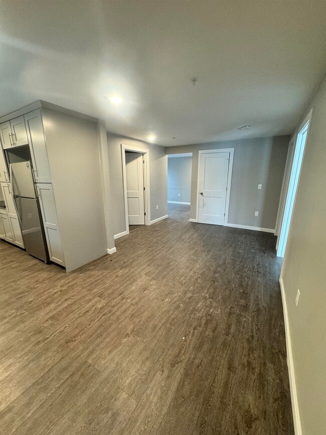 Building Photo - 9 Monarch Wy