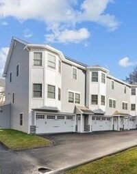 Building Photo - 50 Des Moines Rd