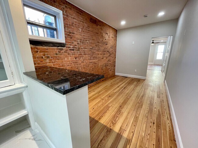 Building Photo - 357 8th St