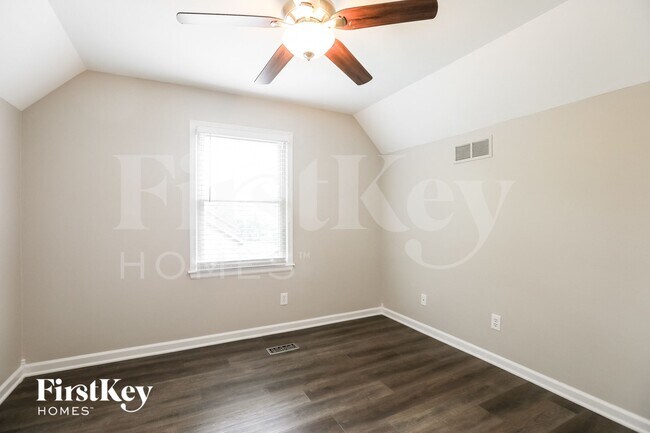 Building Photo - 11637 Cody St