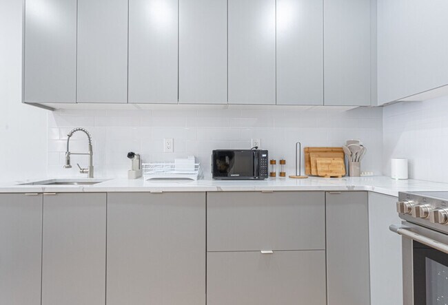 Building Photo - 1255 Decatur St