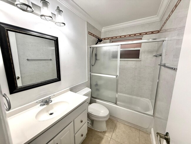 Building Photo - 1501 Meridian Rd