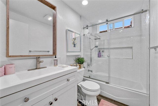 Building Photo - 6875 Swarthmore Dr