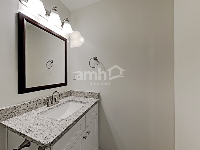 Building Photo - 3342 Mooring Dr