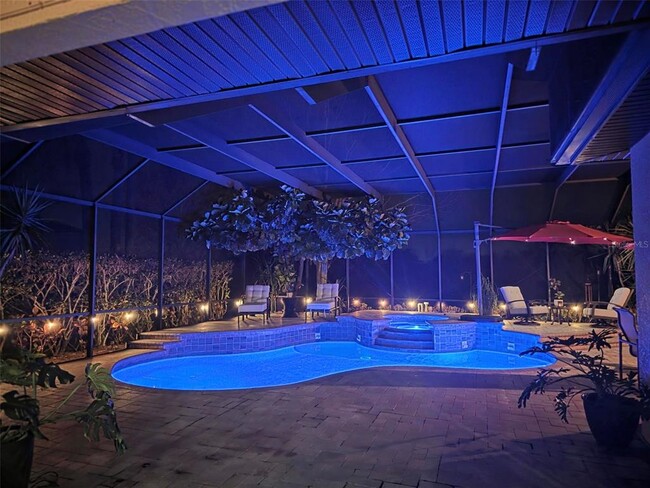 Building Photo - 11011 Hyacinth Pl