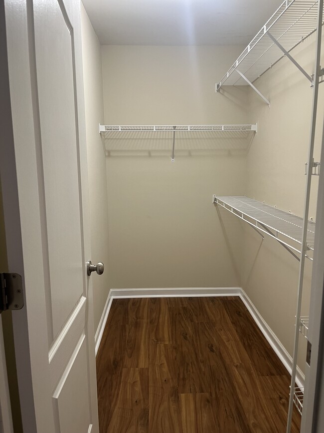 MASTER WALK IN CLOSET - 516 Dawsons Park Way