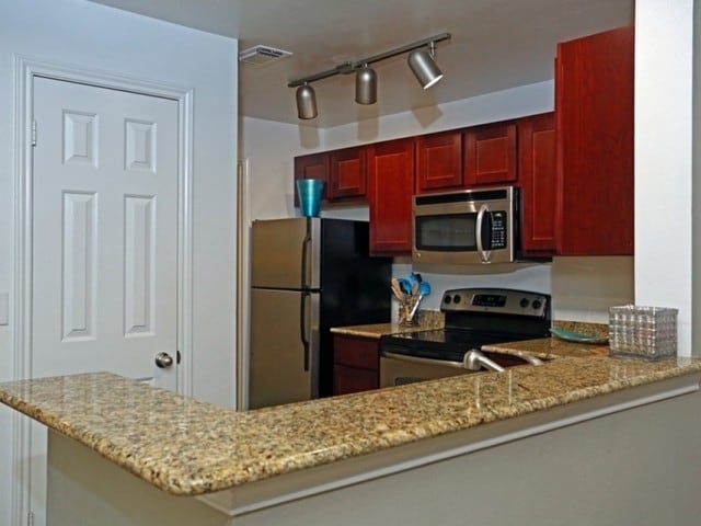 Building Photo - 2600 Gracy Farms Ln