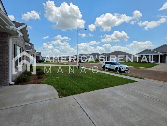 Building Photo - New Construction Home for Rent!