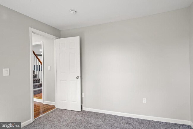 Building Photo - 695 Salem Quinton Rd