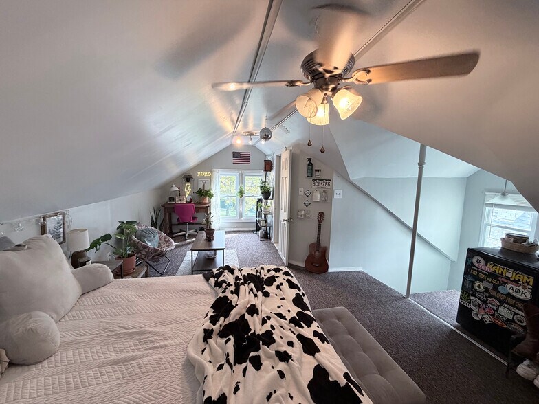 Building Photo - 1202 Churchill Ave