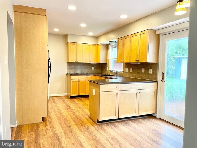 Building Photo - 13121 Memory Ln