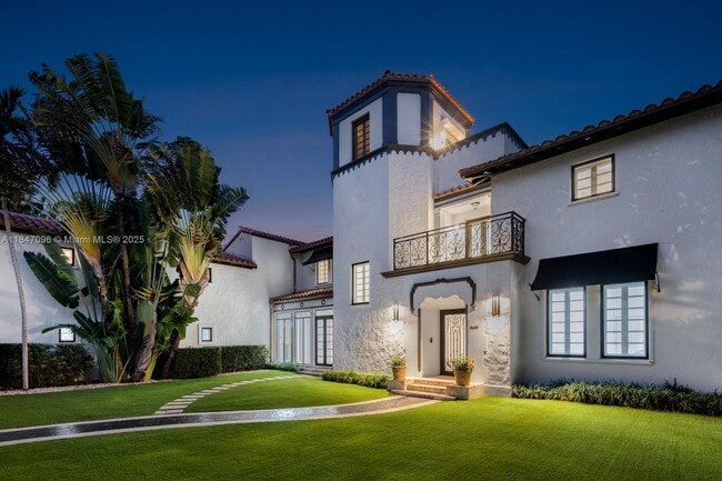 Building Photo - 3605 Flamingo Dr
