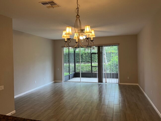 Building Photo - 2150 Stockton Dr