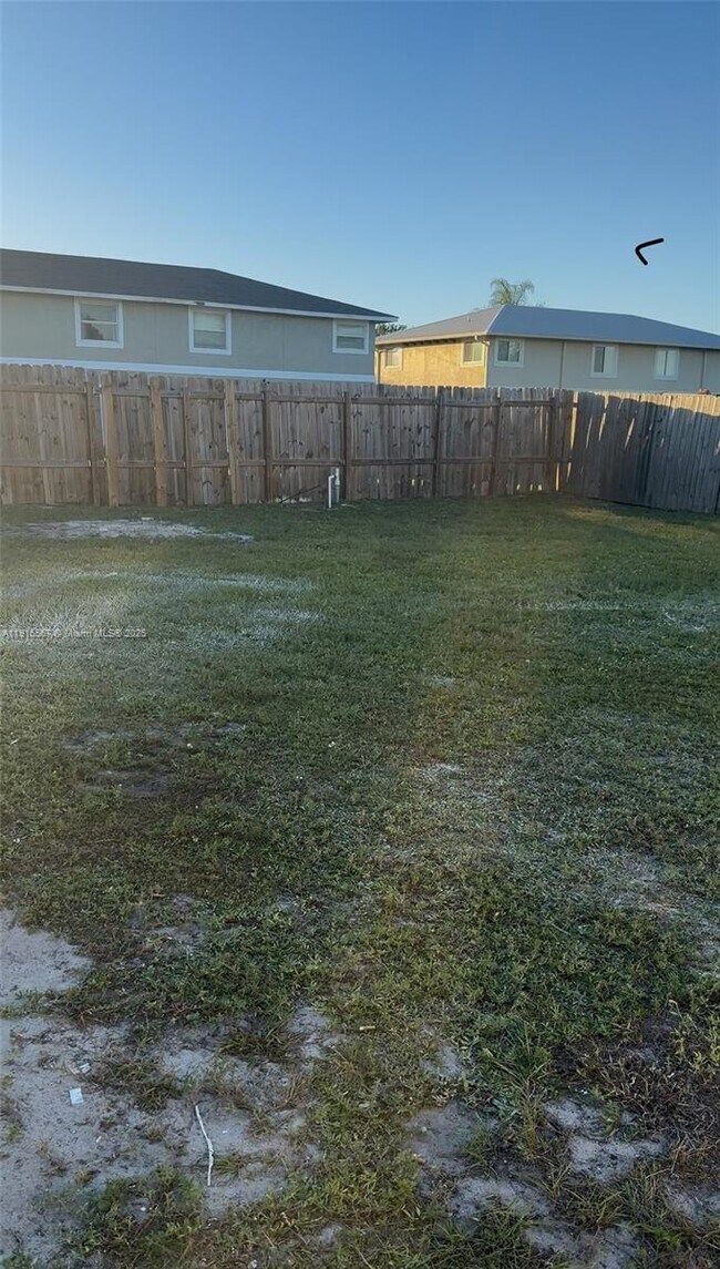 Building Photo - 2809 Jefferson Pkwy