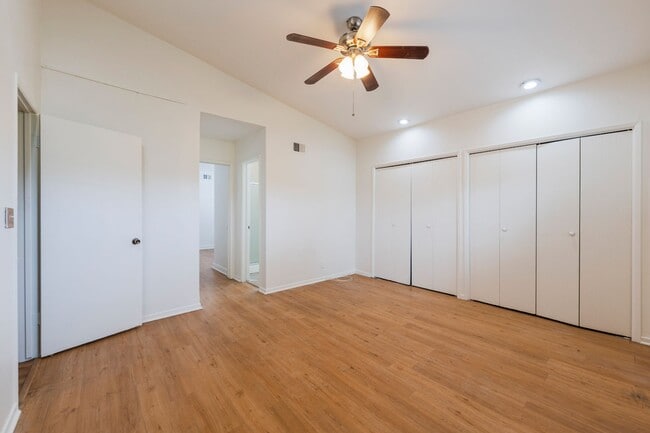 Building Photo - West Torrance 4 bedroom 2 bath
