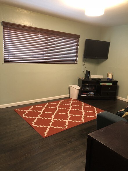 Bedroom #1 - 2515 Oliver Ave